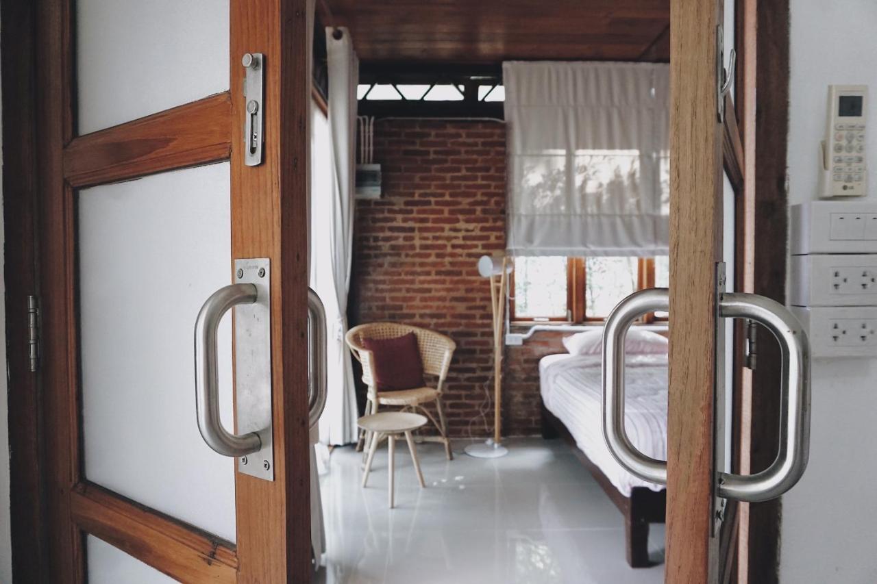 Tha Ma-O Bouteak Homestay - Self Check-In Lampang Exterior photo