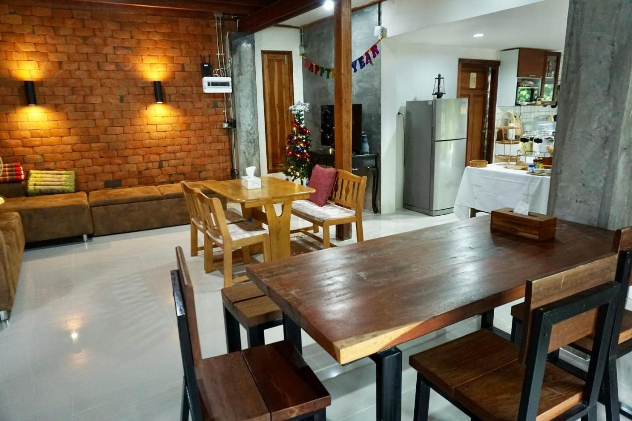 Tha Ma-O Bouteak Homestay - Self Check-In Lampang Exterior photo